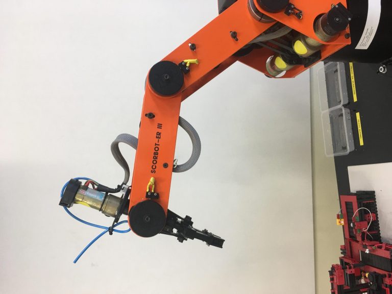 Robotic sorting plant – controlled by PLCs via WEBapp - 295Y1NQjlEpOm.jpg