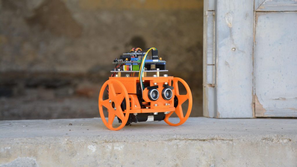 Arlok - Simple Arduino 3D Printed Robot - Maker Faire