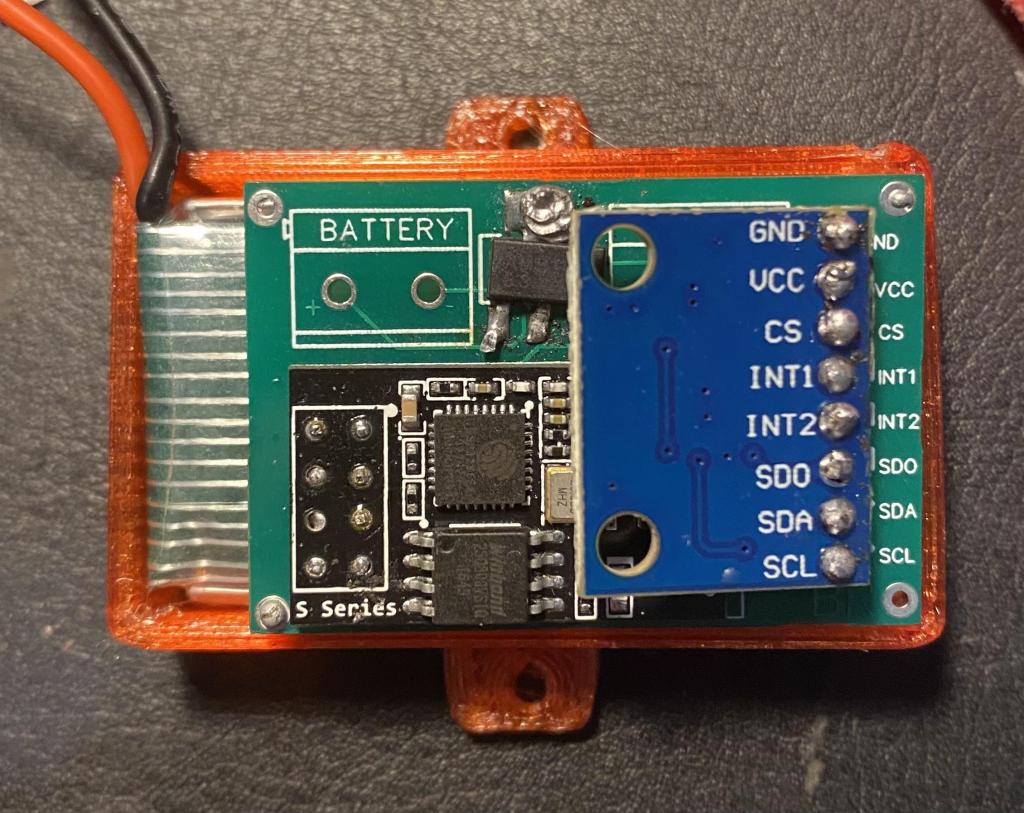 BR - Un bracciale per controllare il mondo - Maker Faire