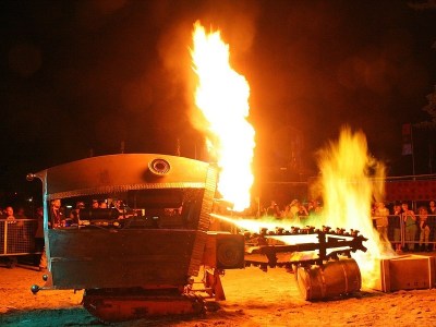 Justin Gray's Fire sculpture robots! - Maker Faire Bay Area 2024