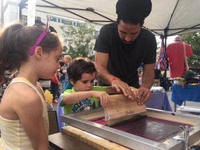 Live Screenprinting with Paper City Clothing Co - Maker Faire Pioneer Valley