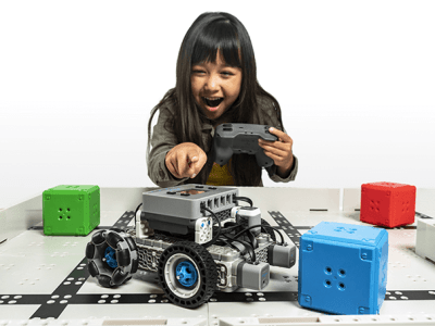 Touchetouche robotique - Maker Faire Brussels